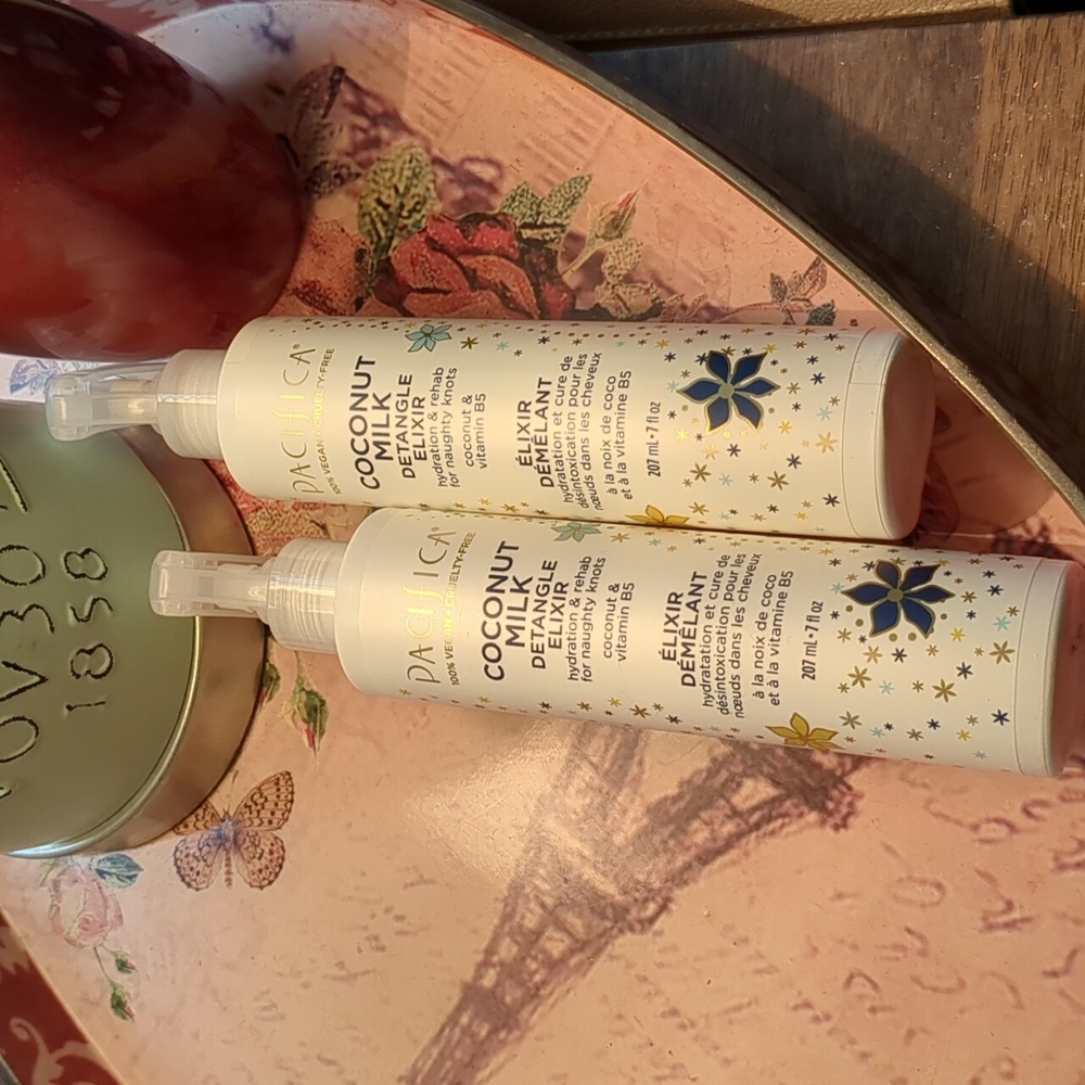 - ❗2❗Coconut Milk Detangler!